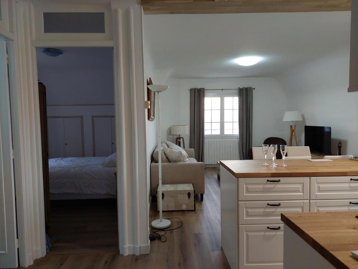 Au Gre Des Marees 2 Appartement Face A La Mer 2Eme Etage Ault Exterior foto