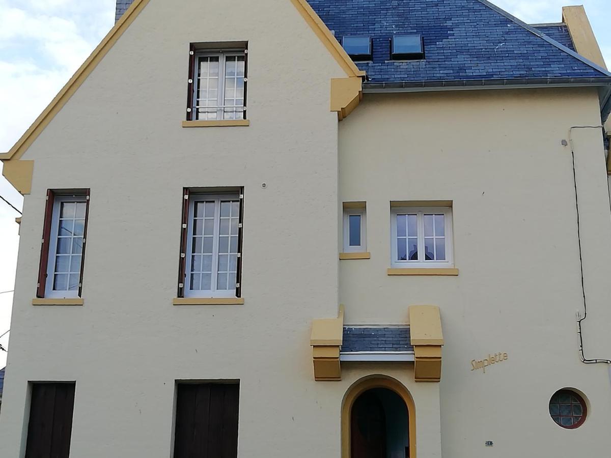 Au Gre Des Marees 2 Appartement Face A La Mer 2Eme Etage Ault Exterior foto